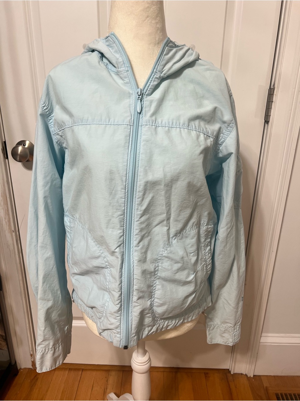 Columbia Light Blue Hooded Windbreaker Jacket